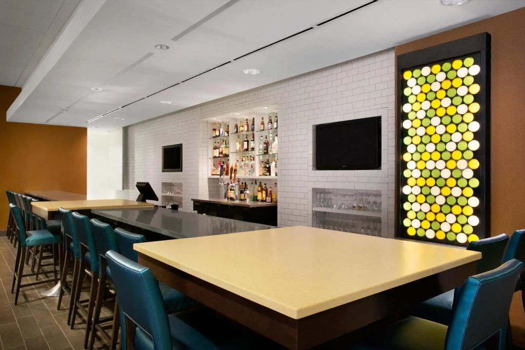 Aviator Hotel & Suites, Best Western Signature Collection - Général