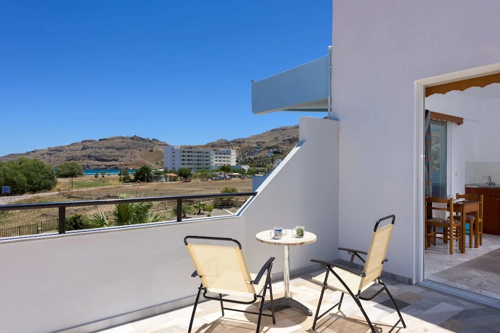 Balcony & Terrace