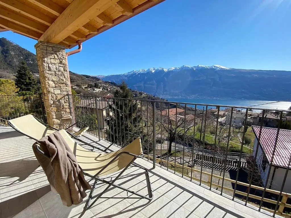 La Terrazza sul Lago