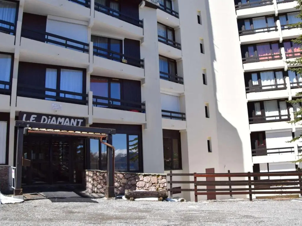 Appartement Risoul, 1 pièce, 4 personnes - FR-1-330-57