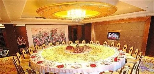 Seven Star International Hotel - Pingxiang - фото 10