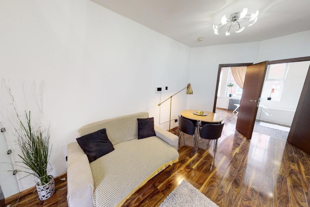 Modern 2 Bed Flat in Paddington near Hyde Park for up to 4 people