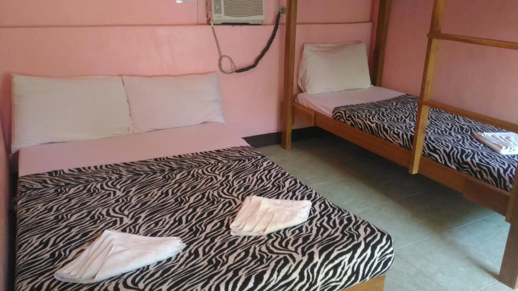 Economy room