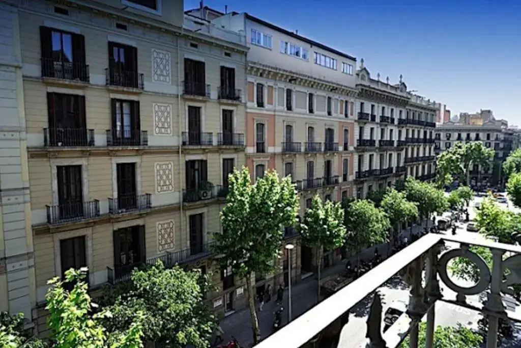 1208 - Exclusive Design Apartment