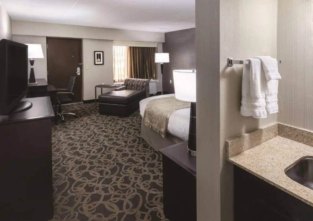 Best Western Ramkota Hotel - Chambres