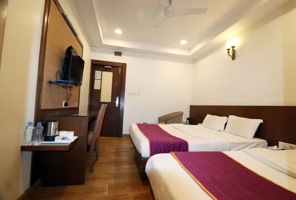 Hotel Rajhans Regent - Chambres