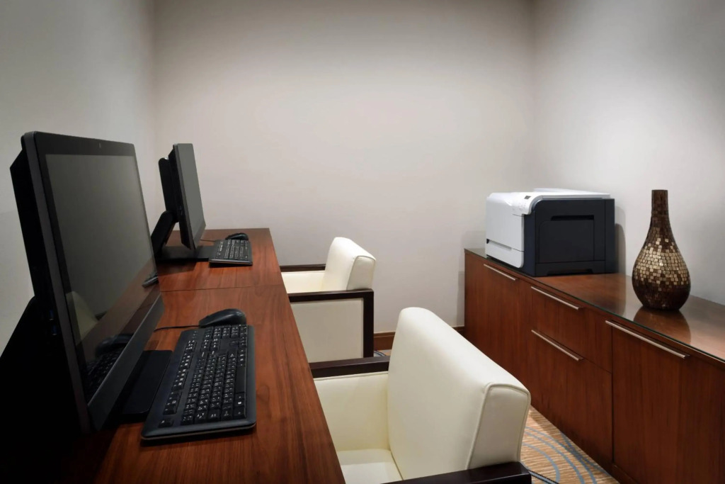 Residence Inn by Marriott Kuwait City - фото 35