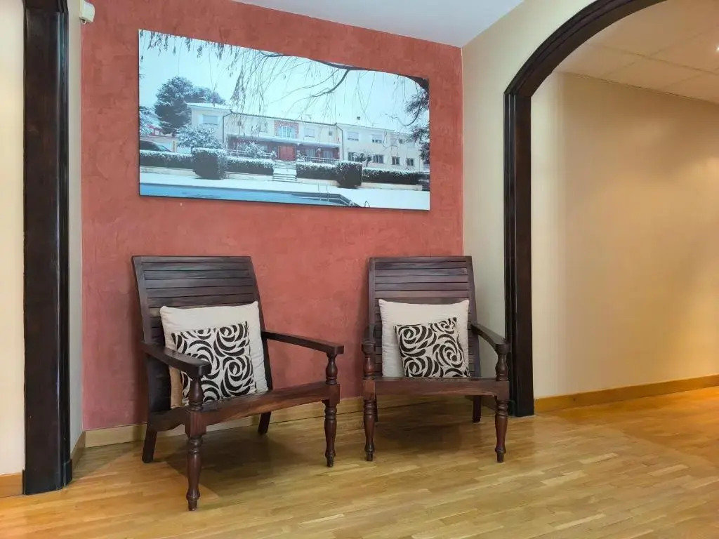 Hotel Santa Barbara - фото 4