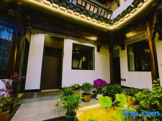 Youmi Manju · Huizhou Style Light Luxury and Beautiful Stay by the South Lake