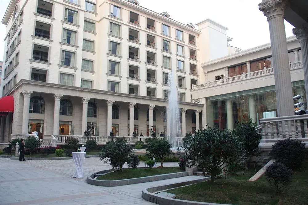 Hotel photo 11