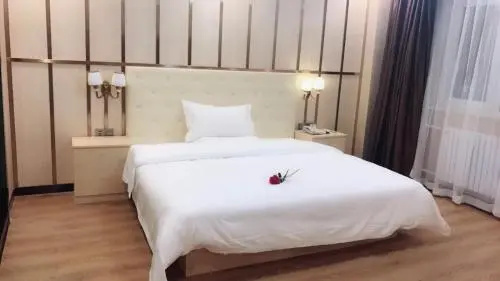 7 Days Premium Jinan Yaoqiang International Airport