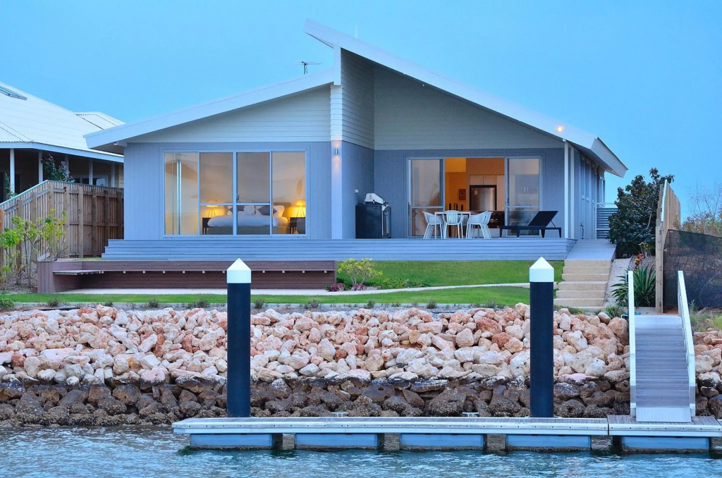 The Carnarvon Luxury Canal Home — фото 3