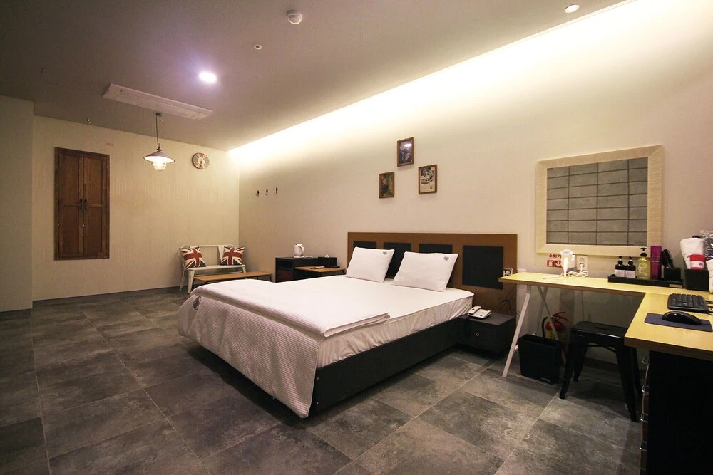 Changwon Masan IVE Hotel