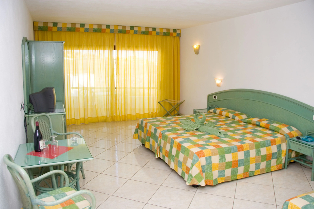 Aparthotel Esquinzo Y Monte Del Mar - Général