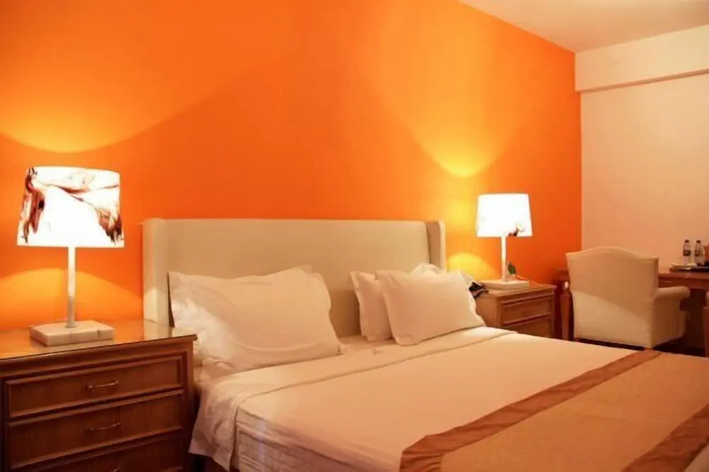 Hotel Ritz Sumbe - Chambres