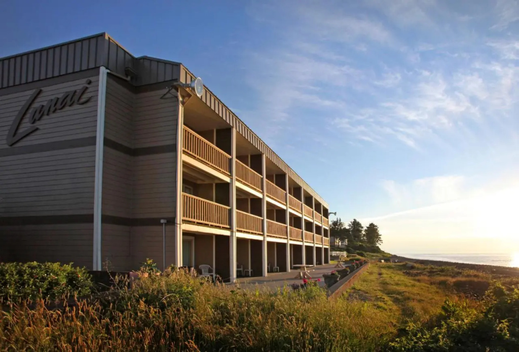 Lanai at the Cove