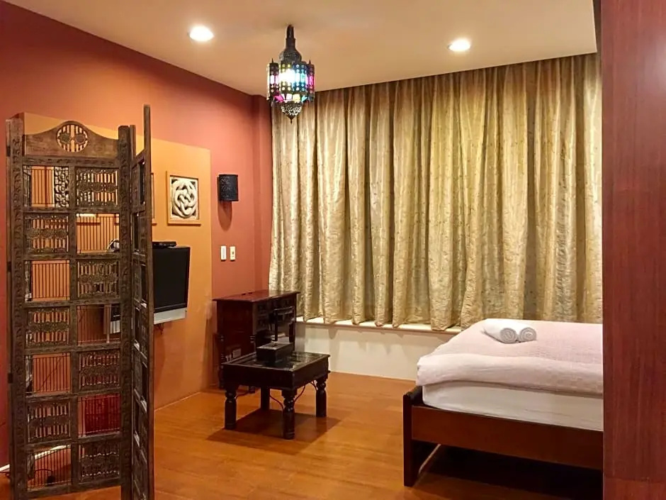 Standard Double room (full double bed)