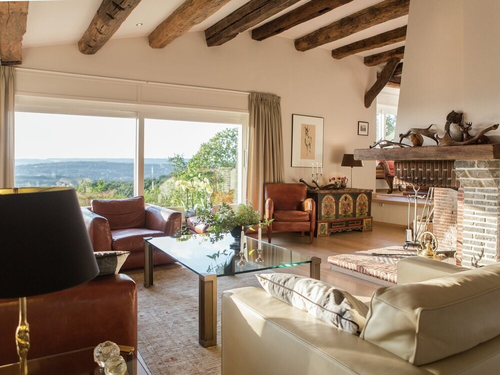 Luxurious Villa with Private Garden in Durbuy - фото 2