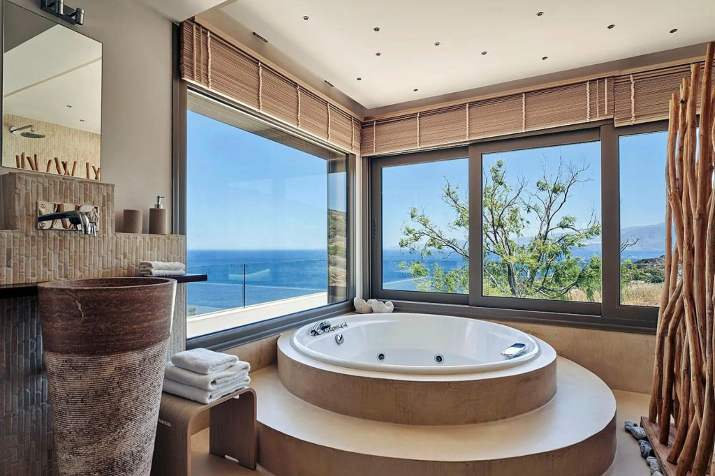 Breathtaking Views 4 bedroom villa