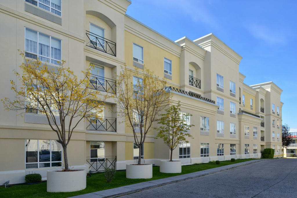 Hampton Inn & Suites By Hilton Calgary- University Northwest