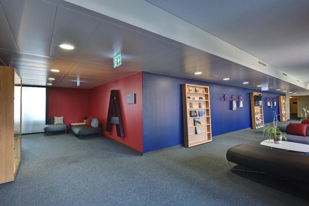 SwissTech Hotel by null
