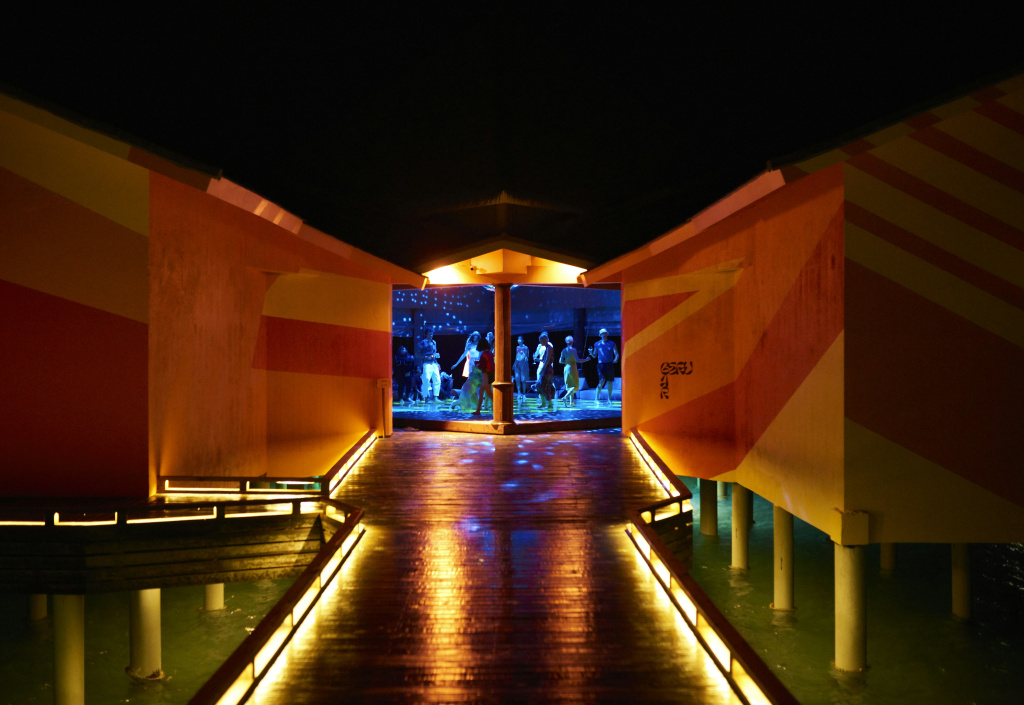 The Standard, Huruvalhi Maldives