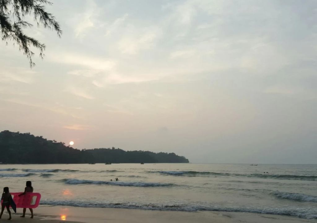 Beach & Waterfront
