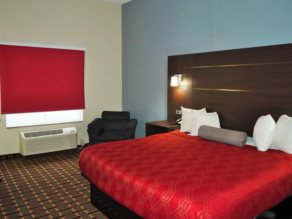 Econo Lodge Augusta West near Fort Gordon — 4