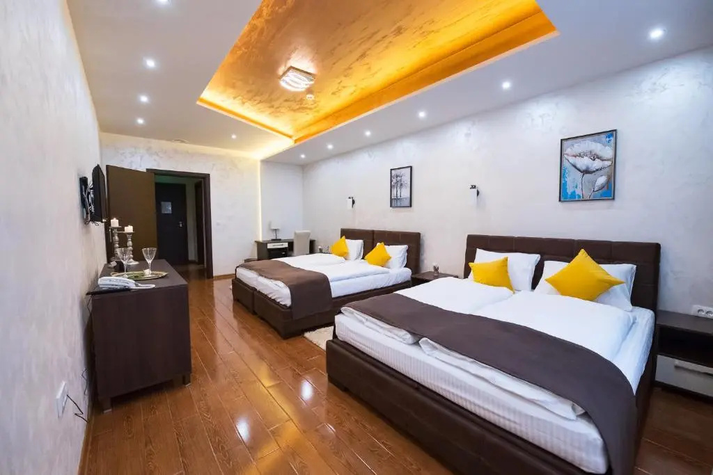 Hotel photo 1