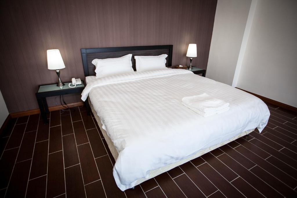 Putatan Platinum Hotel