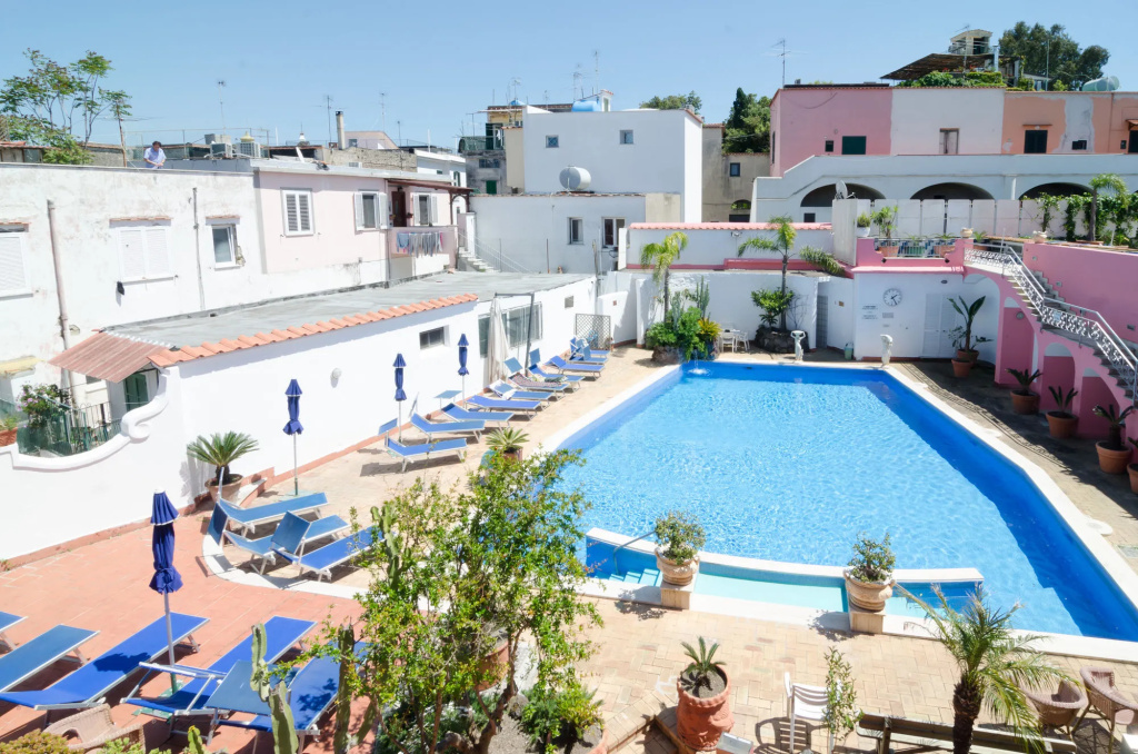 Hotel photo 14