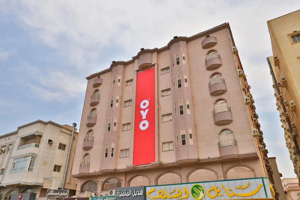 Hotel Hadeel Al Motamayezah by OYO Rooms