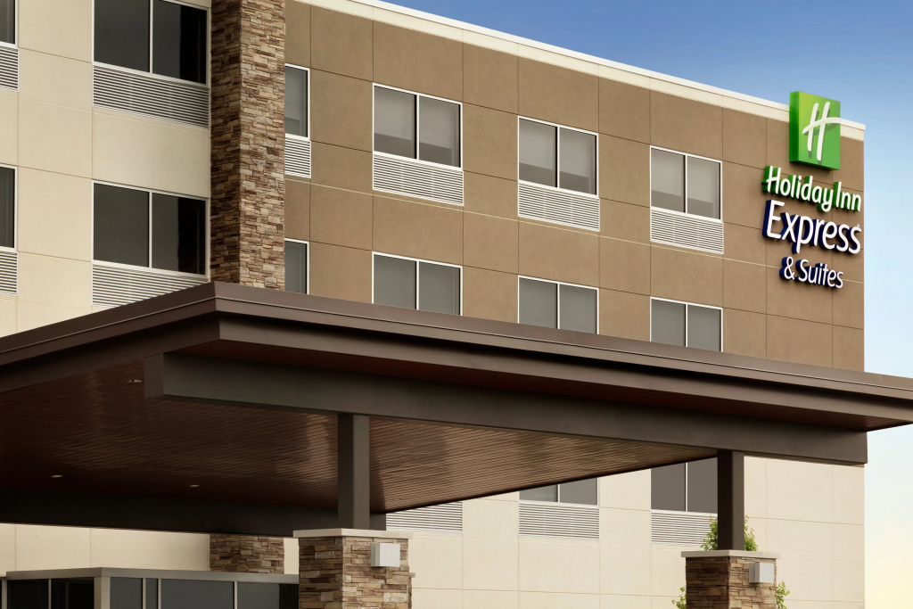 Holiday Inn Express & Suites La Grange by IHG