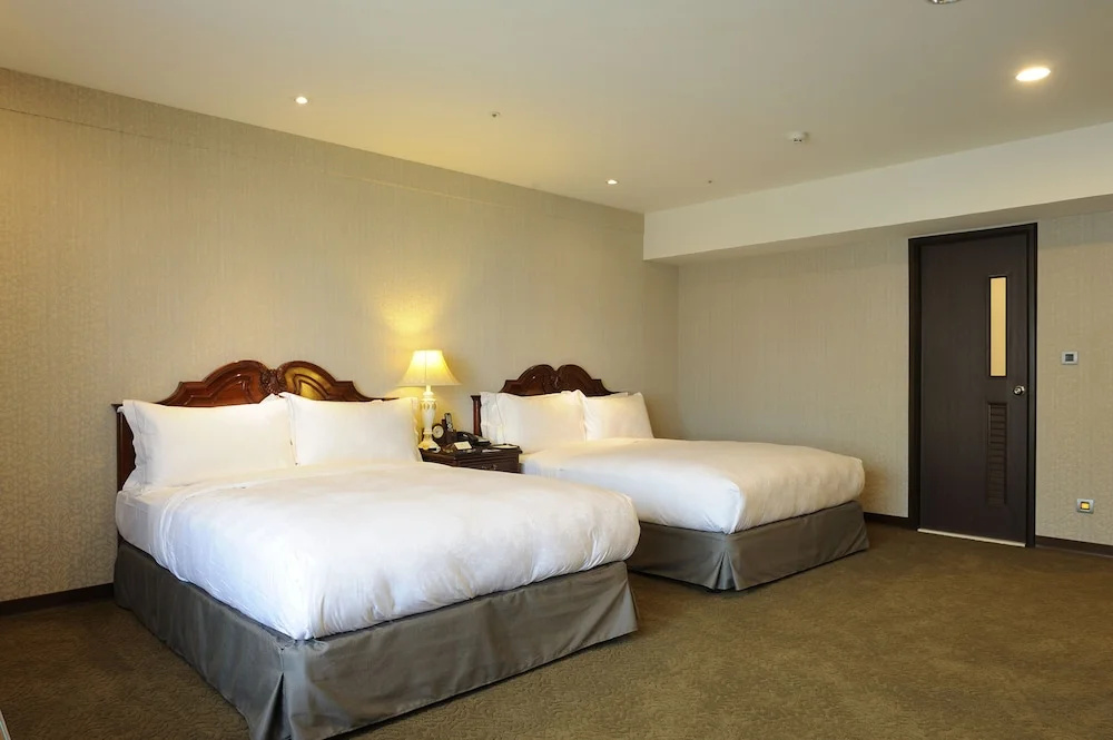 Royal Seasons Hotel Taichung Zhongkang - фото 42