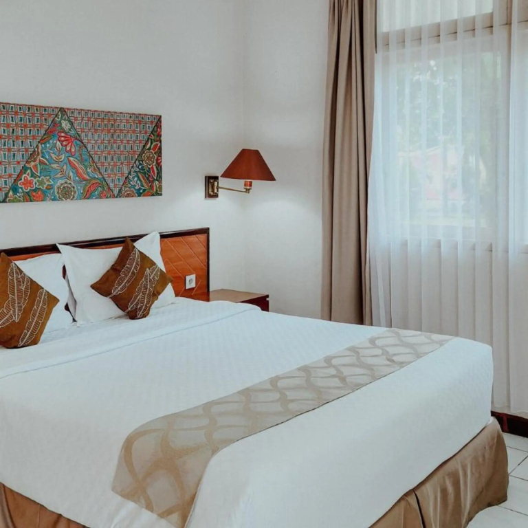 Royal Brongto Hotel