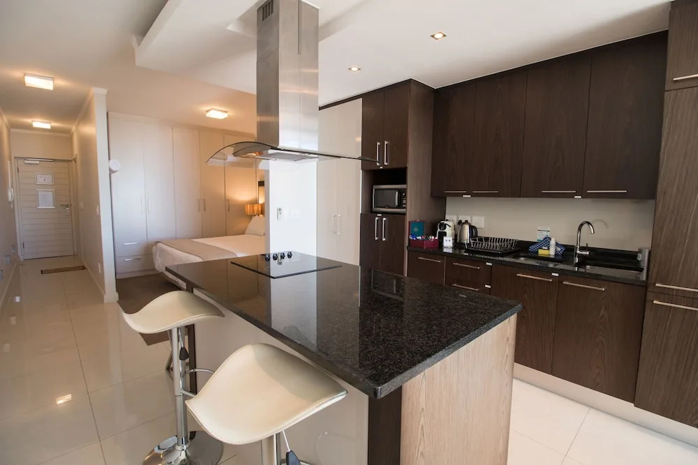 Double Studio (full double bed)