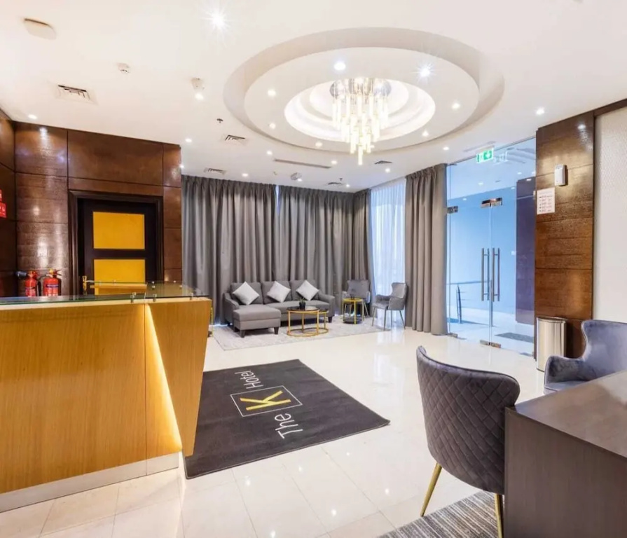 Lobby & Reception