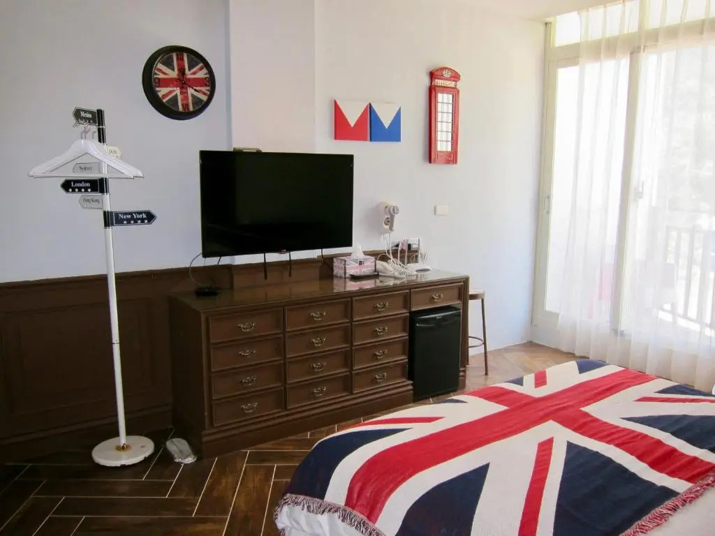 Standard Double room with mountain view (full double bed)