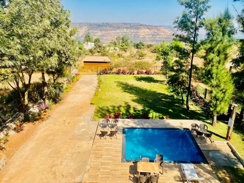 West Valley Villa Casa East