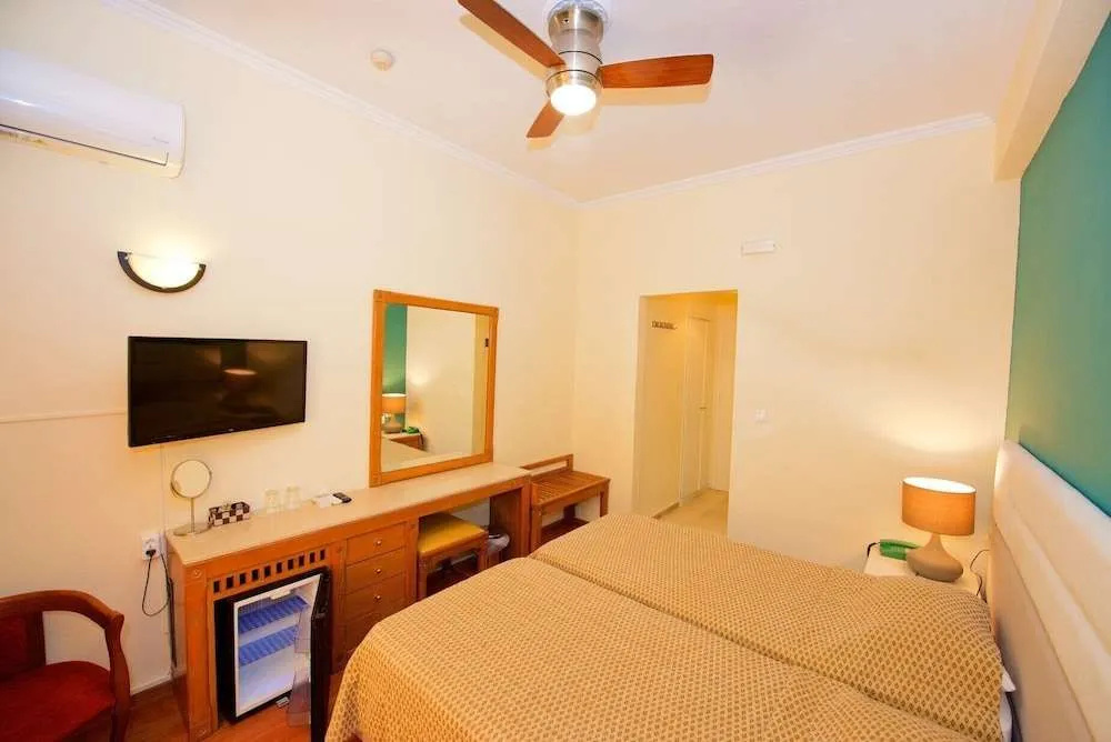 Hotel Dalia — 5