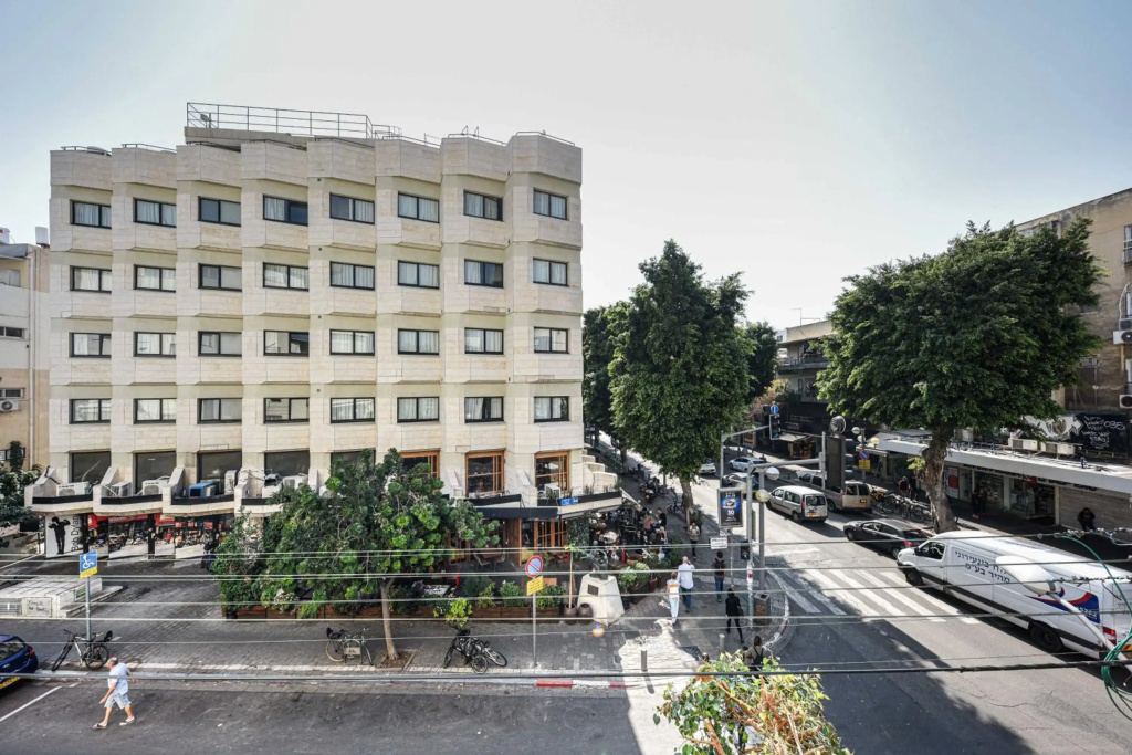 Great 3 Bedroom Apartment in The Heart of Tel Aviv