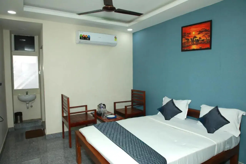 Hotel photo 12