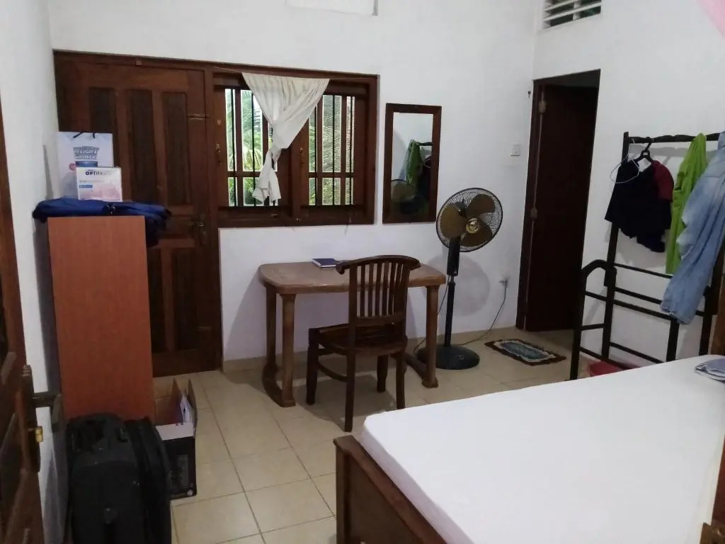 Economy room