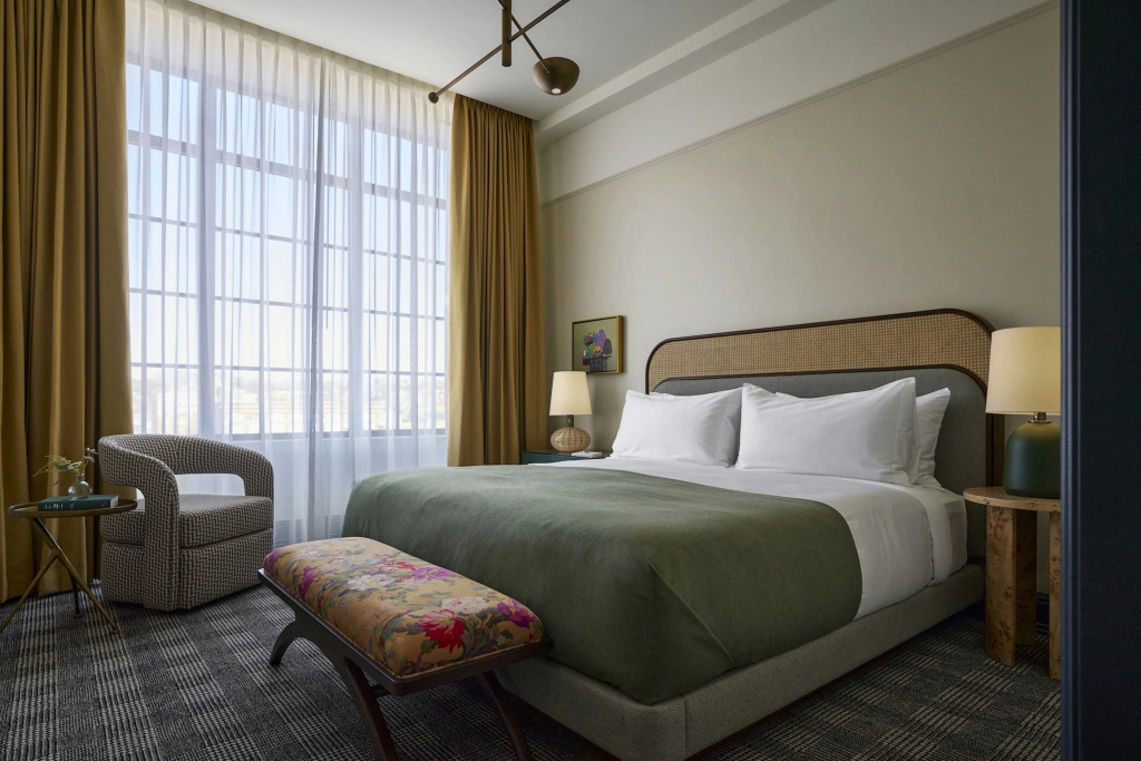 Cincinnati's Fidelity Hotel — 4