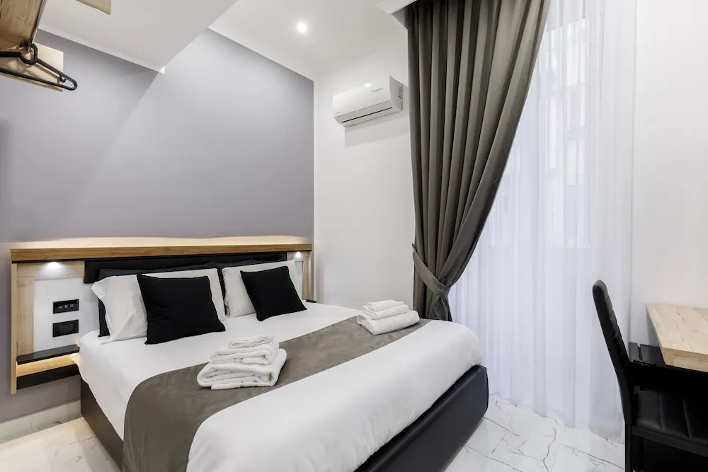 Standard Double room (full double bed)