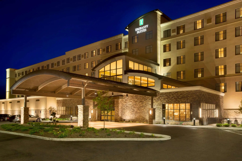 Embassy Suites by Hilton Akron Canton Airport - Chambres