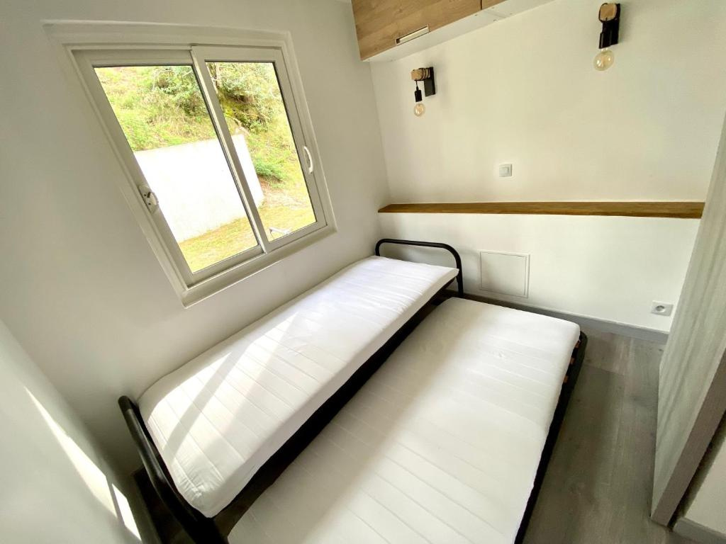 2 Bedrooms Chalet