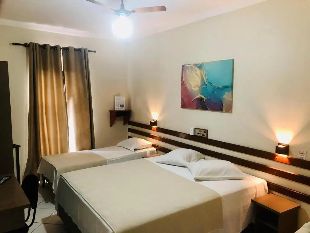 Standard Triple room