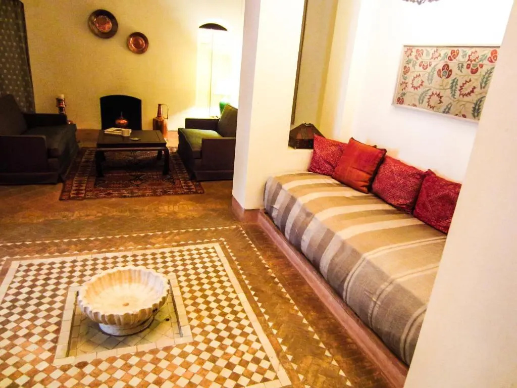 Double Suite (full double bed)