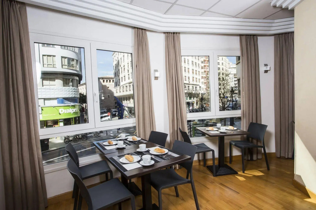 Hotel Mediterraneo - Général